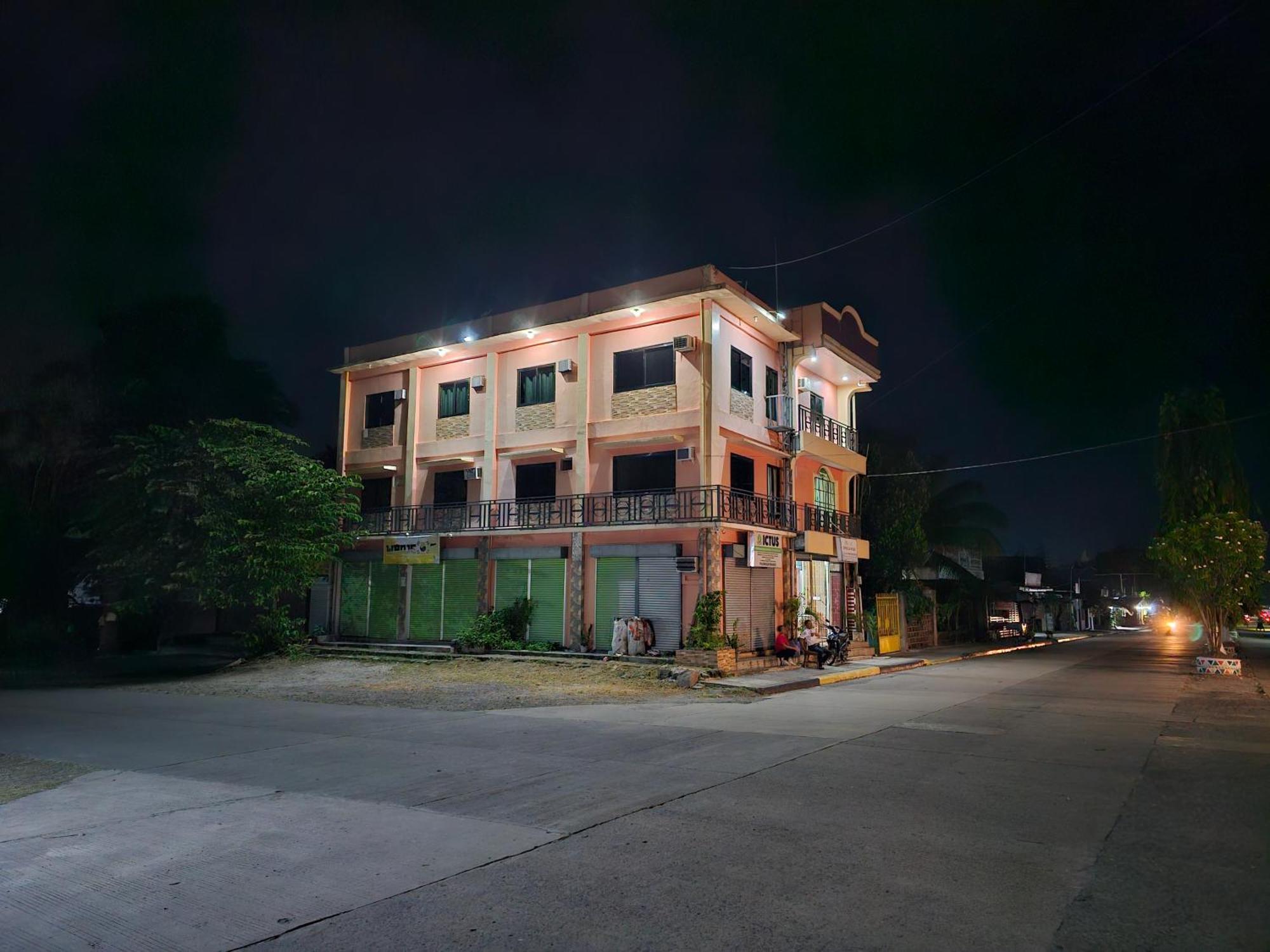 The Pioneer Hotel Polomolok Exterior photo